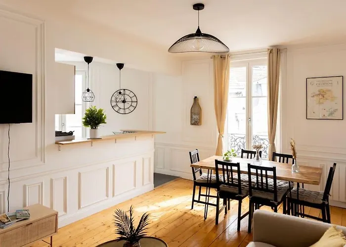 Le Remois Proche Du Centre-ville Lägenhet *